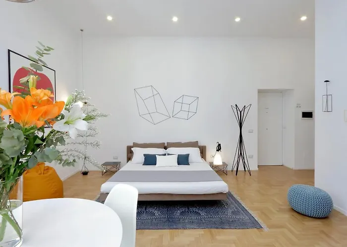 Propaganda Apartment *