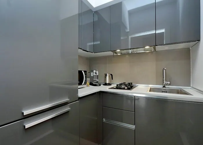 Propaganda Apartment *